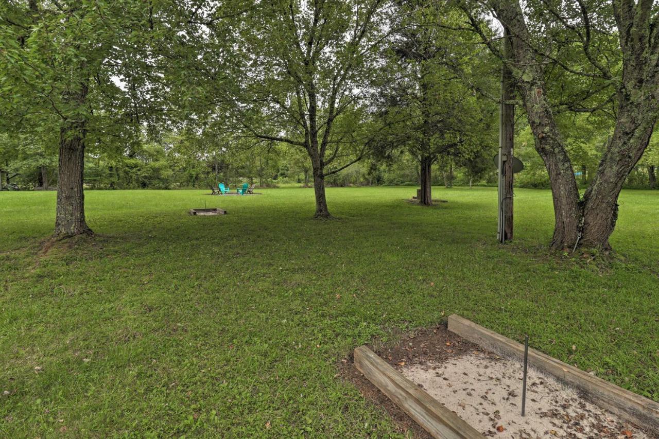 Hendersonville Home With Fire Pit 5 Mi To Downtown! Exterior photo